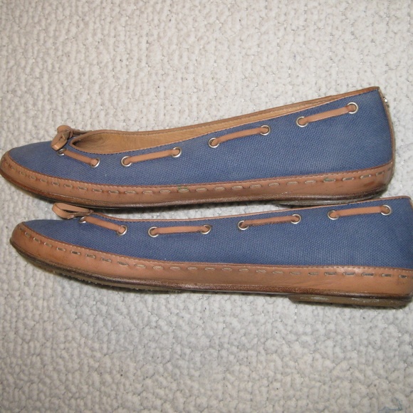 CHANEL Blue Canvas Flats - Picture 3 of 8